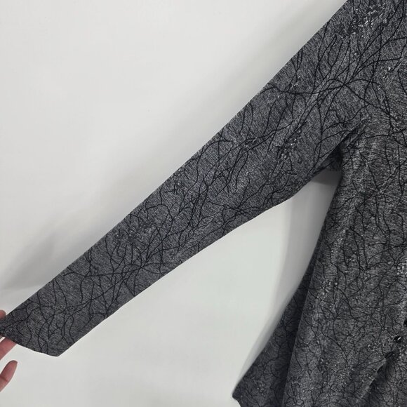 Mandee womens size medium gray metallic stretch sweater long sleeve Made in USA - Picture 2 of 9